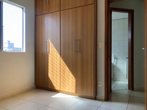 Alugar Apartamento / Padr&atilde;o em S&atilde;o Jos&eacute; do Rio Preto R$ 2.000,00 - Foto 11