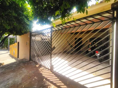 Alugar Casa / Padr&atilde;o em S&atilde;o Jos&eacute; do Rio Preto. apenas R$ 220.000,00