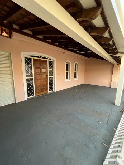 Alugar Casa / Padr&atilde;o em S&atilde;o Jos&eacute; do Rio Preto. apenas R$ 490.000,00
