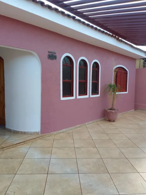 Alugar Casa / Padr&atilde;o em S&atilde;o Jos&eacute; do Rio Preto. apenas R$ 340.000,00