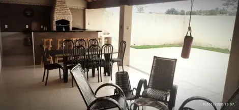 Casa / Padr&atilde;o em Nova Granada 