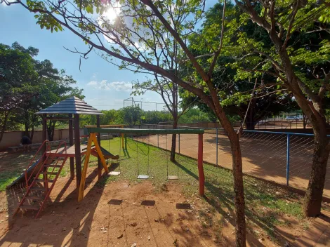 Alugar Apartamento / Padr&atilde;o em S&atilde;o Jos&eacute; do Rio Preto R$ 1.000,00 - Foto 15