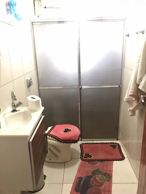 Alugar Casa / Padr&atilde;o em S&atilde;o Jos&eacute; do Rio Preto R$ 1.000,00 - Foto 4