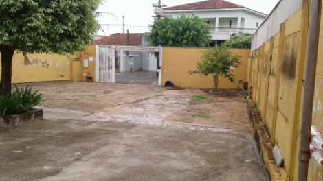 Alugar Casa / Padr&atilde;o em S&atilde;o Jos&eacute; do Rio Preto. apenas R$ 300.000,00