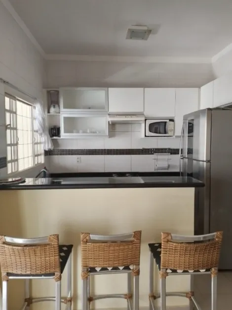Alugar Casa / Padr&atilde;o em S&atilde;o Jos&eacute; do Rio Preto R$ 1.700,00 - Foto 7