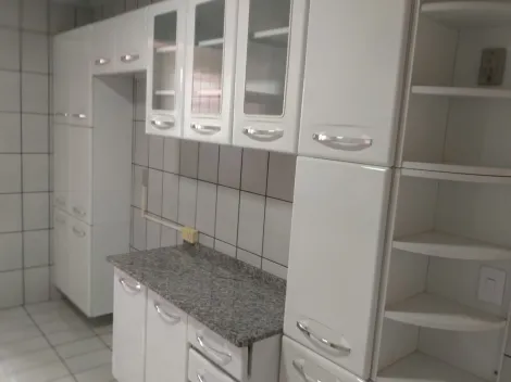 Alugar Apartamento / Padr&atilde;o em S&atilde;o Jos&eacute; do Rio Preto. apenas R$ 170.000,00