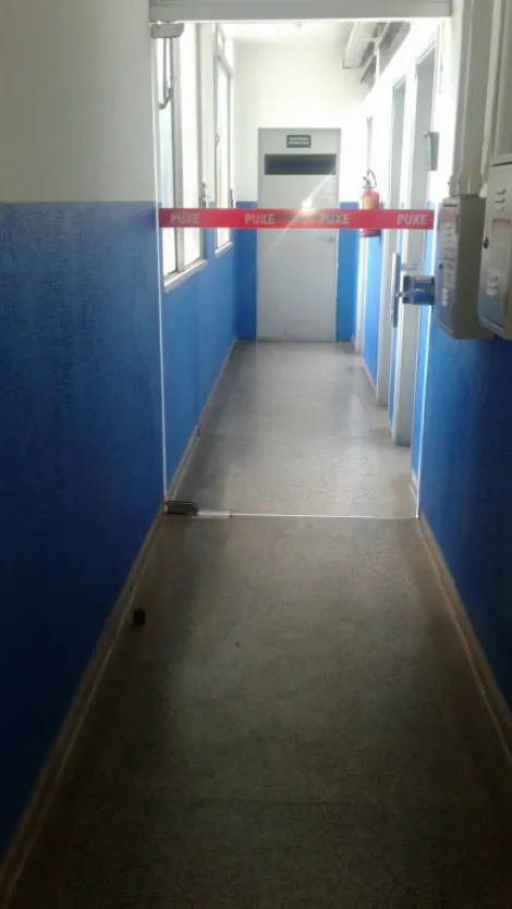 Alugar Comercial / Sala em S&atilde;o Jos&eacute; do Rio Preto R$ 550,00 - Foto 7