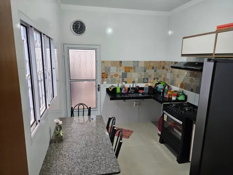 Comprar Casa / Padr&atilde;o em S&atilde;o Jos&eacute; do Rio Preto R$ 370.000,00 - Foto 5
