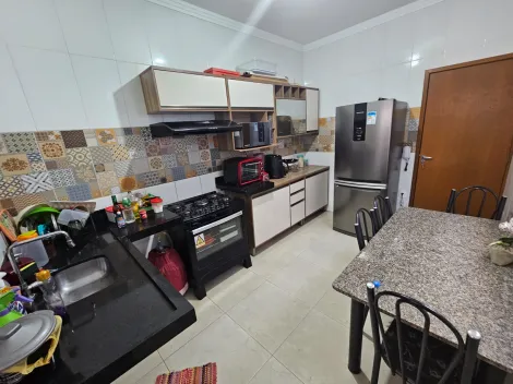Comprar Casa / Padr&atilde;o em S&atilde;o Jos&eacute; do Rio Preto R$ 370.000,00 - Foto 4