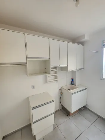 Alugar Apartamento / Padr&atilde;o em S&atilde;o Jos&eacute; do Rio Preto R$ 1.200,00 - Foto 3