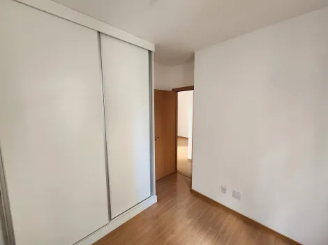 Alugar Apartamento / Padr&atilde;o em S&atilde;o Jos&eacute; do Rio Preto R$ 1.200,00 - Foto 8