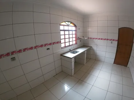 Alugar Casa / Padr&atilde;o em S&atilde;o Jos&eacute; do Rio Preto R$ 1.000,00 - Foto 4