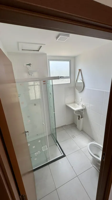Alugar Apartamento / Padr&atilde;o em S&atilde;o Jos&eacute; do Rio Preto R$ 950,00 - Foto 6