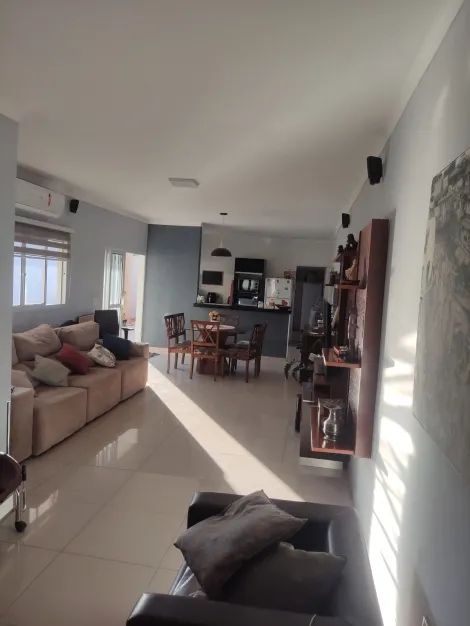 Comprar Casa / Padr&atilde;o em S&atilde;o Jos&eacute; do Rio Preto R$ 650.000,00 - Foto 3