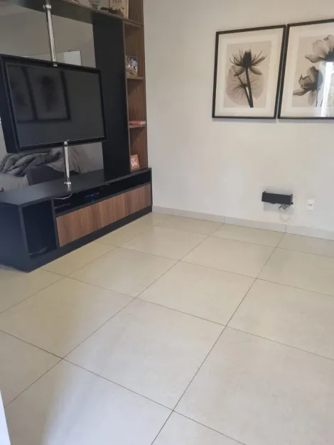 Alugar Casa / Condom&iacute;nio em S&atilde;o Jos&eacute; do Rio Preto. apenas R$ 4.500,00