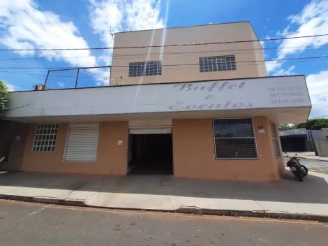 Comercial / Pr&eacute;dio Inteiro em Guapia&ccedil;u 