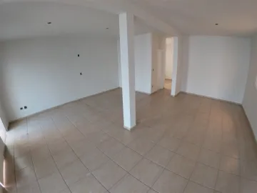 Alugar Casa / Padr&atilde;o em S&atilde;o Jos&eacute; do Rio Preto R$ 2.500,00 - Foto 4