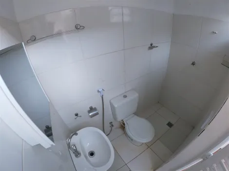 Alugar Casa / Condom&iacute;nio em S&atilde;o Jos&eacute; do Rio Preto R$ 985,00 - Foto 14