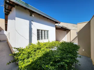 Alugar Casa / Padr&atilde;o em S&atilde;o Jos&eacute; do Rio Preto R$ 1.500,00 - Foto 2