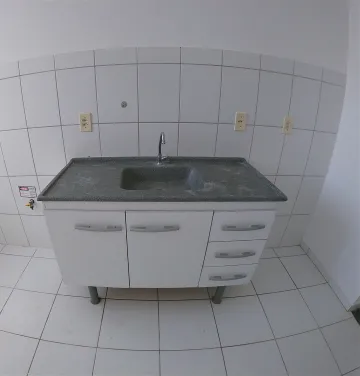 Alugar Apartamento / Padr&atilde;o em S&atilde;o Jos&eacute; do Rio Preto R$ 700,00 - Foto 3