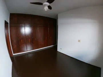 Alugar Casa / Padr&atilde;o em S&atilde;o Jos&eacute; do Rio Preto R$ 1.428,51 - Foto 11