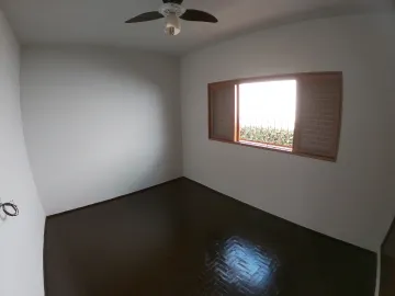 Alugar Casa / Padr&atilde;o em S&atilde;o Jos&eacute; do Rio Preto R$ 1.428,51 - Foto 14