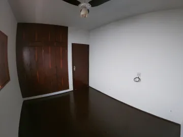 Alugar Casa / Padr&atilde;o em S&atilde;o Jos&eacute; do Rio Preto R$ 1.428,51 - Foto 16