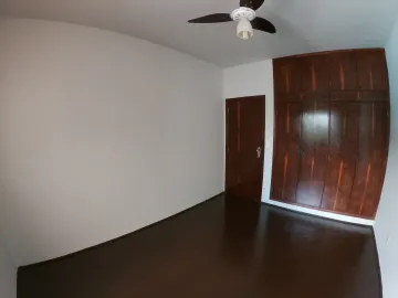 Alugar Casa / Padr&atilde;o em S&atilde;o Jos&eacute; do Rio Preto R$ 1.428,51 - Foto 20