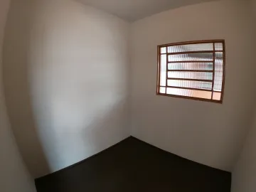 Alugar Casa / Padr&atilde;o em S&atilde;o Jos&eacute; do Rio Preto R$ 1.428,51 - Foto 32
