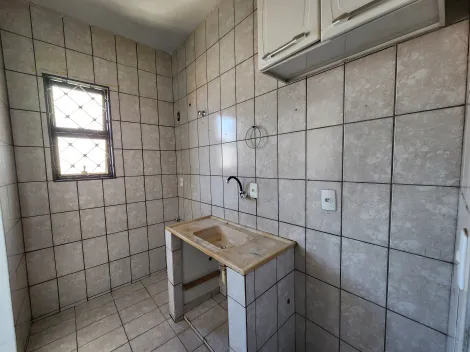 Alugar Apartamento / Padr&atilde;o em S&atilde;o Jos&eacute; do Rio Preto R$ 750,00 - Foto 3