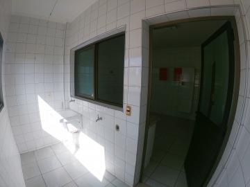 Alugar Apartamento / Padr&atilde;o em S&atilde;o Jos&eacute; do Rio Preto R$ 1.300,00 - Foto 9