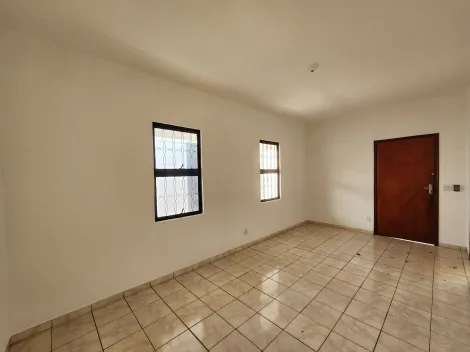 Alugar Casa / Padr&atilde;o em S&atilde;o Jos&eacute; do Rio Preto R$ 2.200,00 - Foto 3