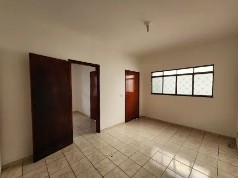 Alugar Casa / Padr&atilde;o em S&atilde;o Jos&eacute; do Rio Preto R$ 2.200,00 - Foto 5