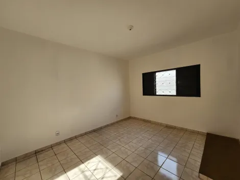 Alugar Casa / Padr&atilde;o em S&atilde;o Jos&eacute; do Rio Preto R$ 2.200,00 - Foto 6