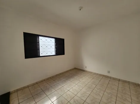 Alugar Casa / Padr&atilde;o em S&atilde;o Jos&eacute; do Rio Preto R$ 2.200,00 - Foto 9