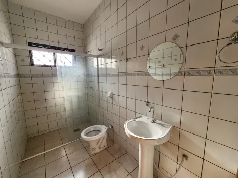Alugar Casa / Padr&atilde;o em S&atilde;o Jos&eacute; do Rio Preto R$ 2.200,00 - Foto 11