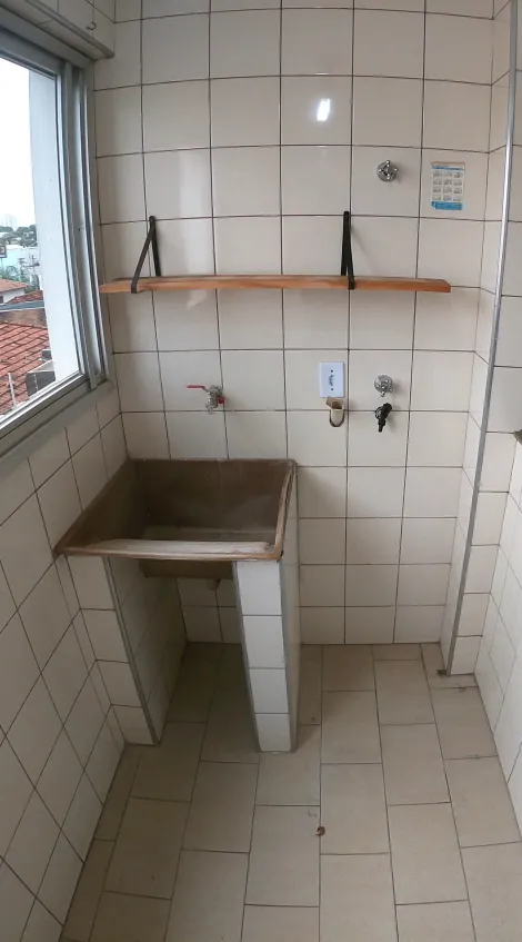 Alugar Apartamento / Padr&atilde;o em S&atilde;o Jos&eacute; do Rio Preto R$ 750,00 - Foto 7