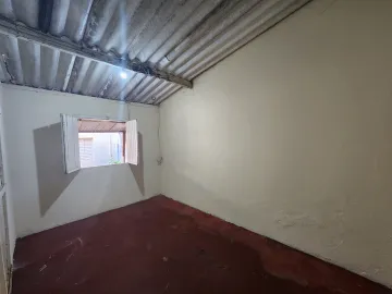 Alugar Casa / Padr&atilde;o em S&atilde;o Jos&eacute; do Rio Preto R$ 700,00 - Foto 4