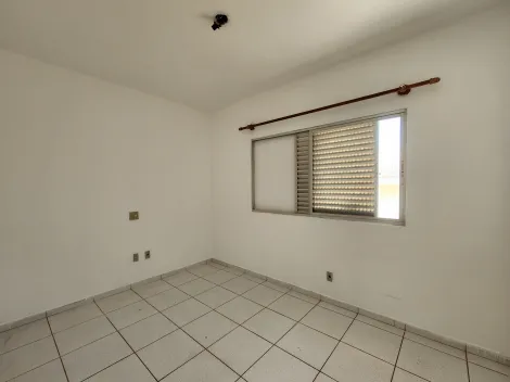 Alugar Apartamento / Padr&atilde;o em S&atilde;o Jos&eacute; do Rio Preto R$ 850,00 - Foto 8