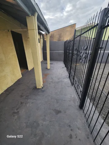 Alugar Casa / Padr&atilde;o em S&atilde;o Jos&eacute; do Rio Preto. apenas R$ 1.000,00
