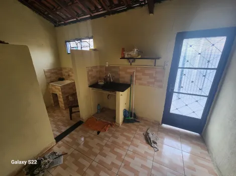 Alugar Casa / Padr&atilde;o em S&atilde;o Jos&eacute; do Rio Preto R$ 1.000,00 - Foto 2