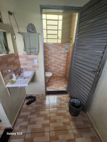 Alugar Casa / Padr&atilde;o em S&atilde;o Jos&eacute; do Rio Preto R$ 1.000,00 - Foto 3