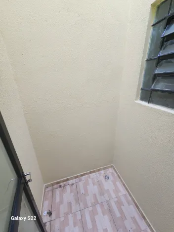 Alugar Casa / Padr&atilde;o em S&atilde;o Jos&eacute; do Rio Preto R$ 1.000,00 - Foto 6