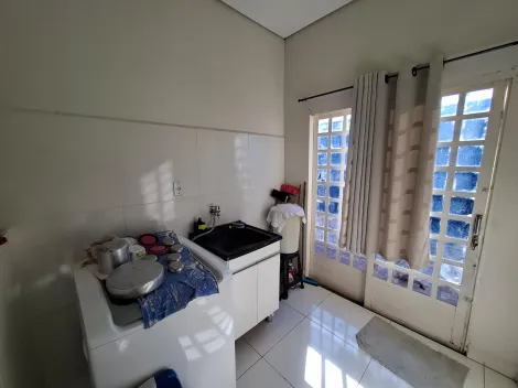 Alugar Casa / Padr&atilde;o em S&atilde;o Jos&eacute; do Rio Preto R$ 1.400,00 - Foto 9