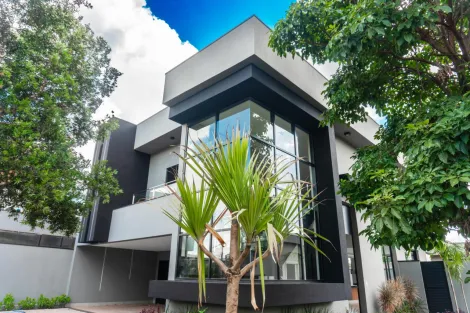 Casa / Condom&iacute;nio em S&atilde;o Jos&eacute; do Rio Preto 