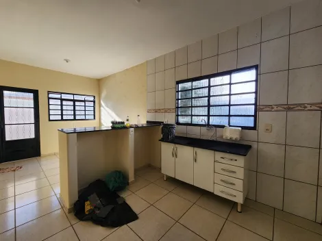 Alugar Casa / Padr&atilde;o em S&atilde;o Jos&eacute; do Rio Preto R$ 900,00 - Foto 5