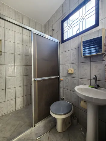 Alugar Casa / Padr&atilde;o em S&atilde;o Jos&eacute; do Rio Preto R$ 900,00 - Foto 6