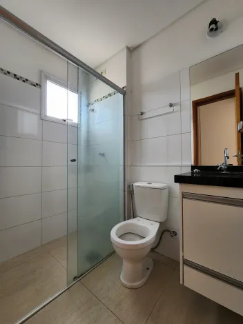 Alugar Apartamento / Padr&atilde;o em S&atilde;o Jos&eacute; do Rio Preto R$ 1.390,00 - Foto 8