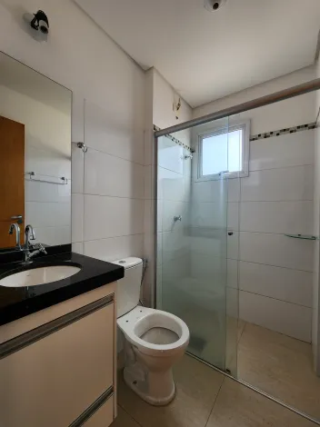 Alugar Apartamento / Padr&atilde;o em S&atilde;o Jos&eacute; do Rio Preto R$ 1.390,00 - Foto 11