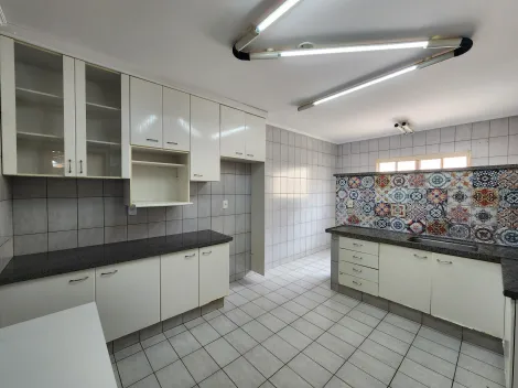 Alugar Apartamento / Padr&atilde;o em S&atilde;o Jos&eacute; do Rio Preto R$ 1.600,00 - Foto 4